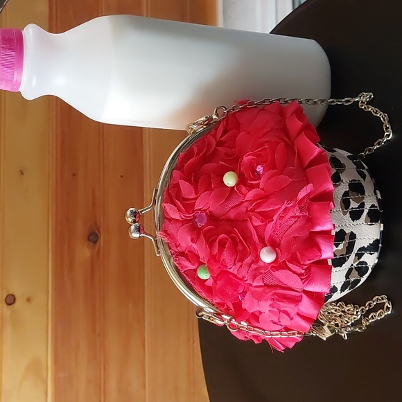 Betsey Johnson Pink and Leopard Cupcake Crossbody Bag - Picture 2 of 9